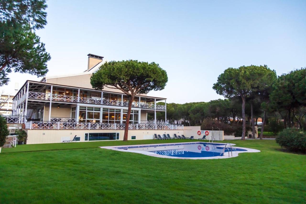Hotel Nuevo Portil